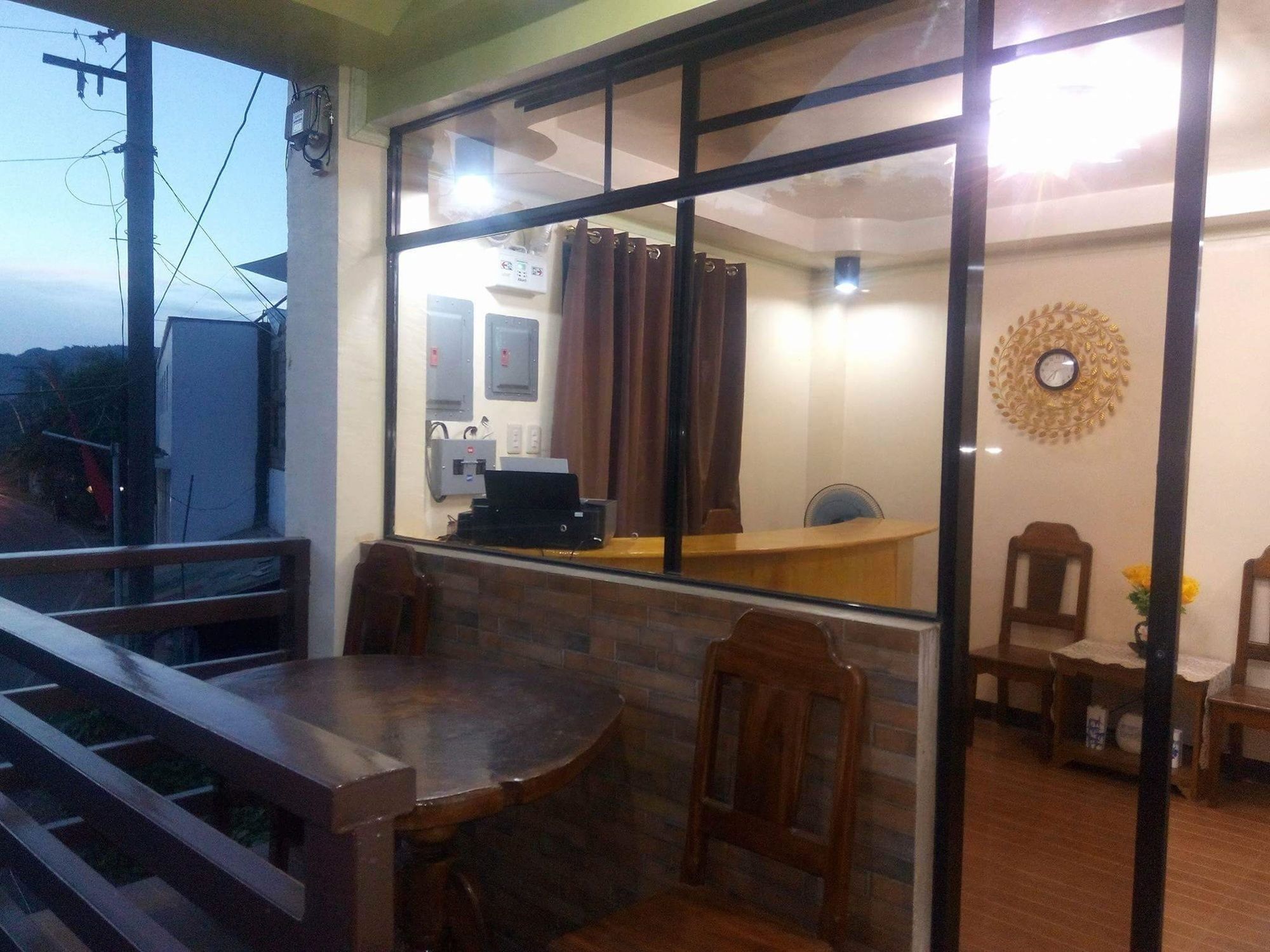 Reddoorz @ Poblacion 6 Coron Exterior photo