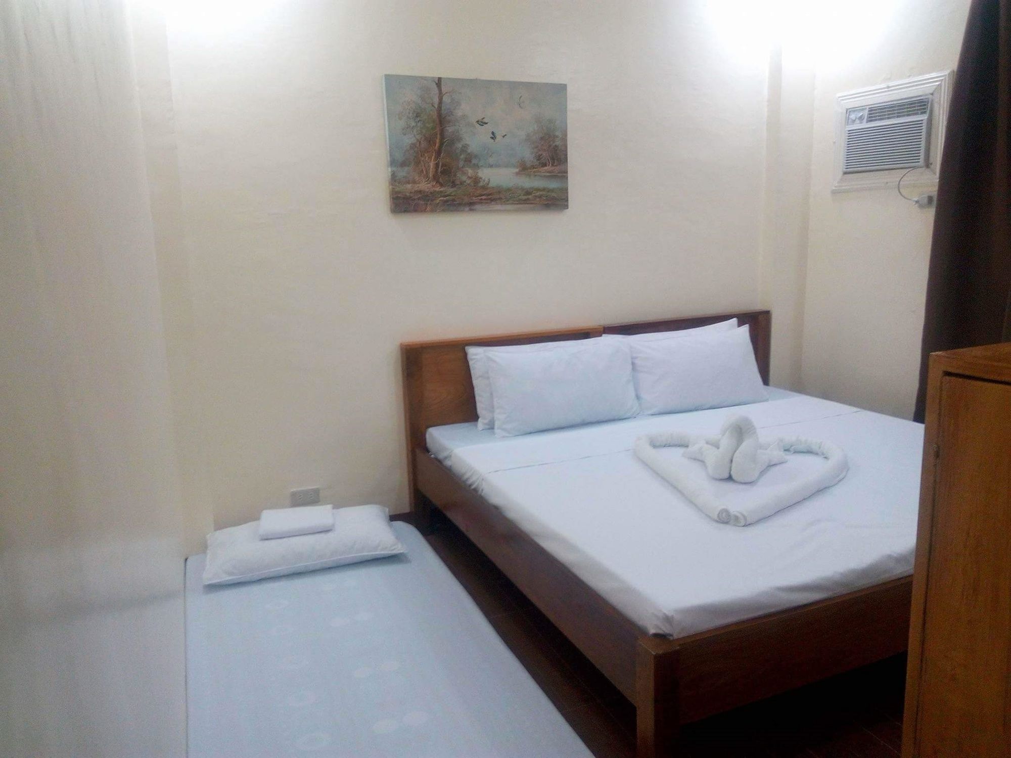 Reddoorz @ Poblacion 6 Coron Exterior photo